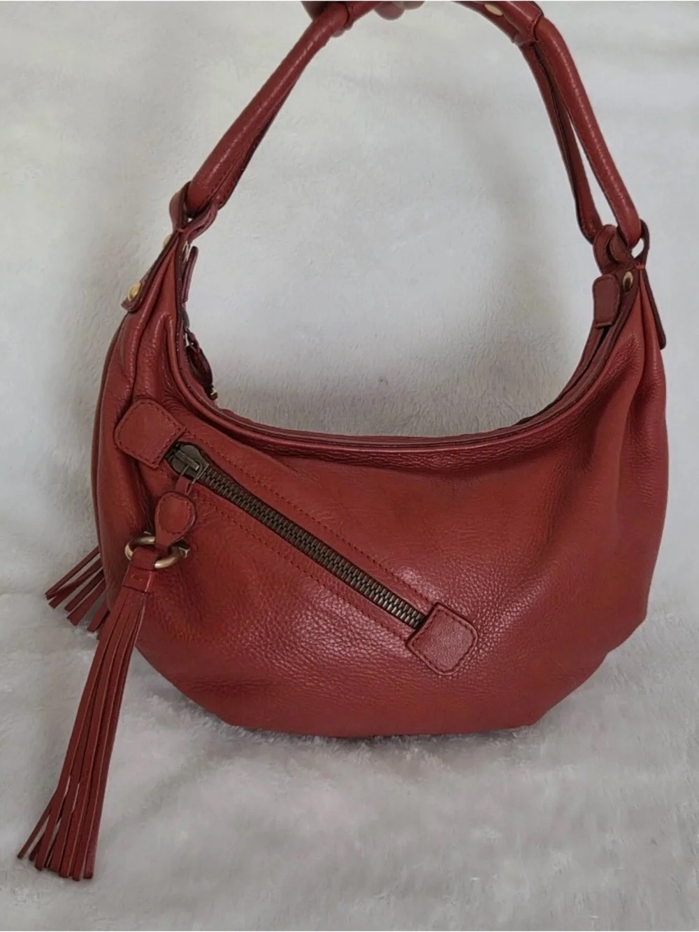SALVATORE FERRAGAMO Leather handbag.